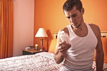 Prostatitisaren sendabidea duen gizona